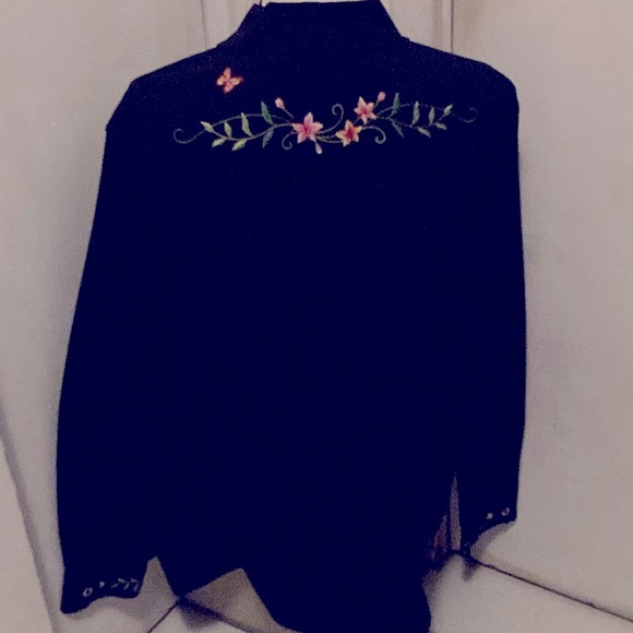 Embroidered black jean jacket - Picture 5 of 5